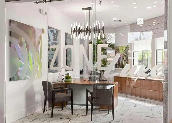 Cozysuites By The Stadium W Pool 25 Glendale