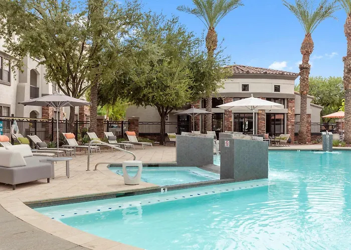 Apartment Cozysuites By The Stadium W Pool 25 *