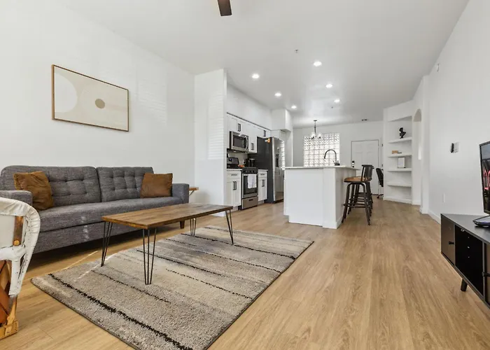 Apartment Cozysuites By The Stadium W Pool 25 Glendale